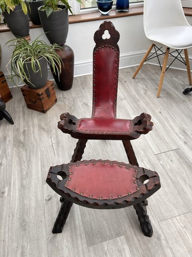 Vintage spanish wooden tripod - spanish,