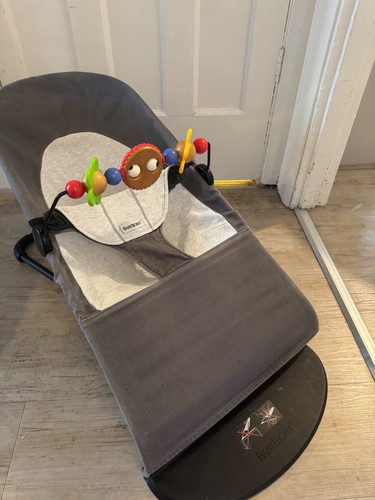 Baby bjorn bouncer seat - bouncer,