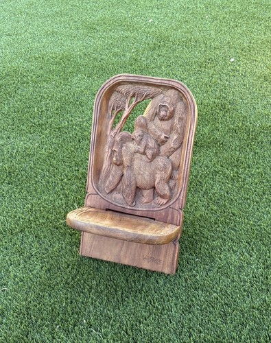 Birthing chief chair gorilla - chair,